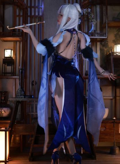 豪乳老师刘艳